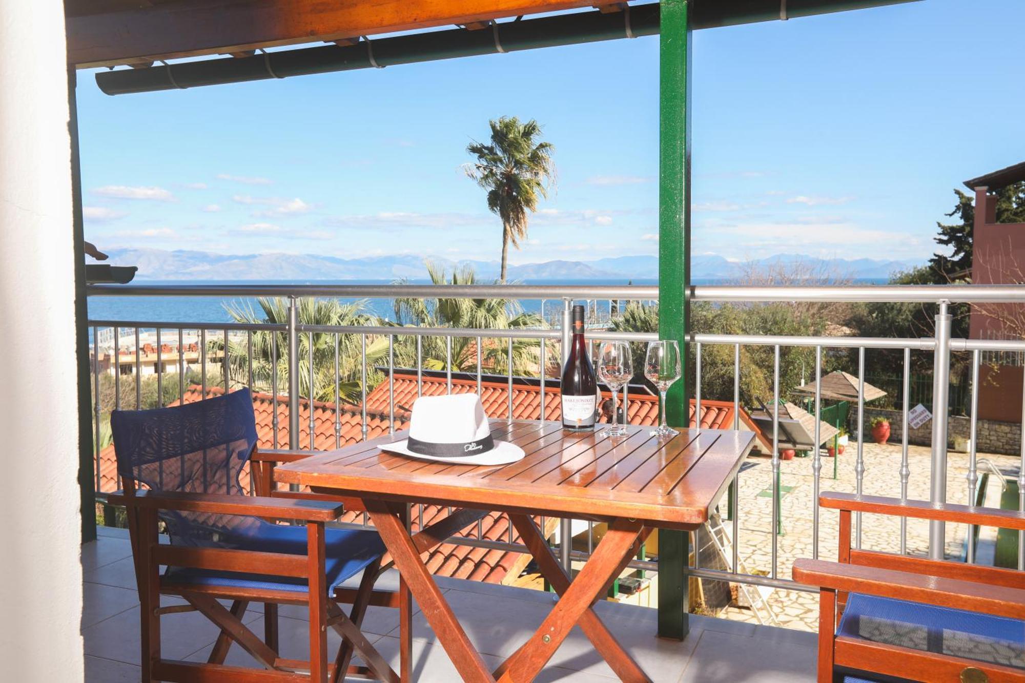 Corfu Hotel Apartments Бенитсес Экстерьер фото
